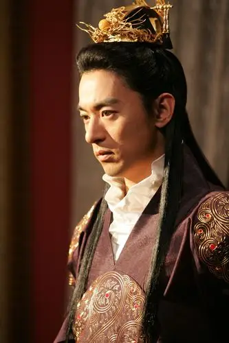 赵仁成新片古装造型曝光宋智孝扮美艳公主图