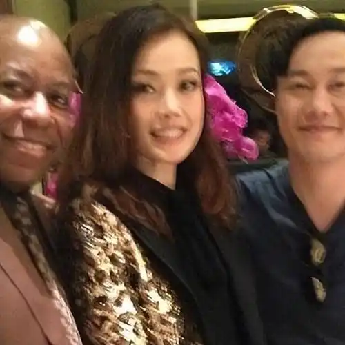 tvb热剧逆天奇案2惊现黑人演员竟是澳门酒店高层曾曝恋薛凯琪见过家长