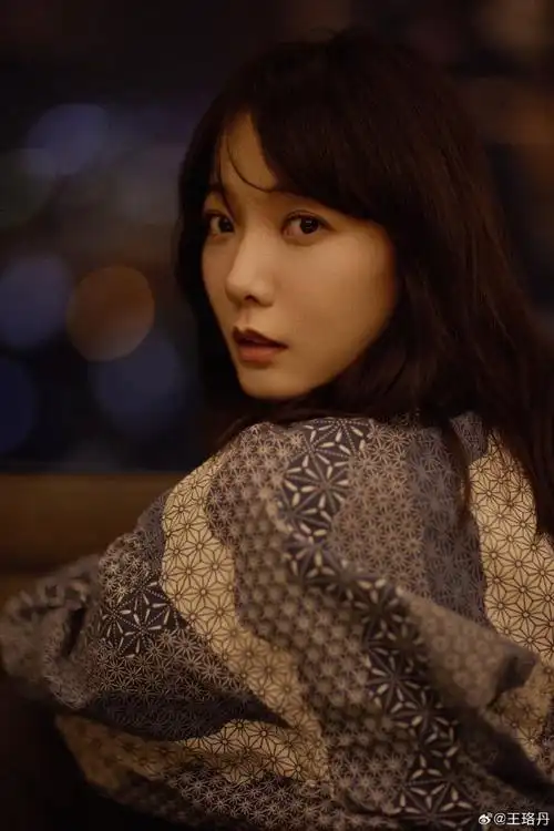 #王珞丹妈妈30秒视频录了1个小时#