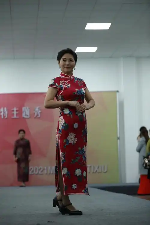 济宁老年大学旗袍秀,时装秀,晚礼服花絮