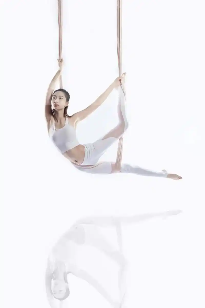 空中瑜伽空中舞蹈 #专业瑜伽摄影 #瑜伽摄影 #瑜伽摄影江 - 兑趑