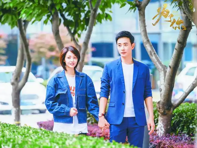 罗晋咋和郑爽谈恋爱了?中国版"请回答"最适合80后回忆青春