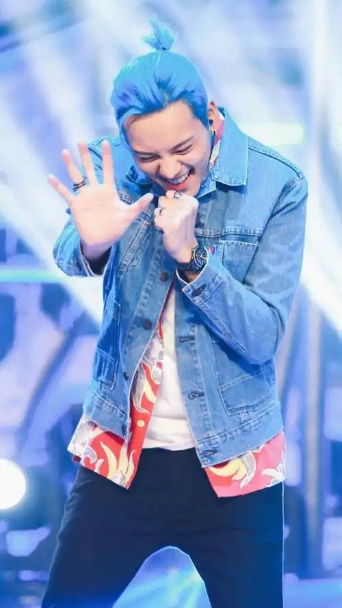 今日主题陈伟霆的花样发型 你最心水哪一款?