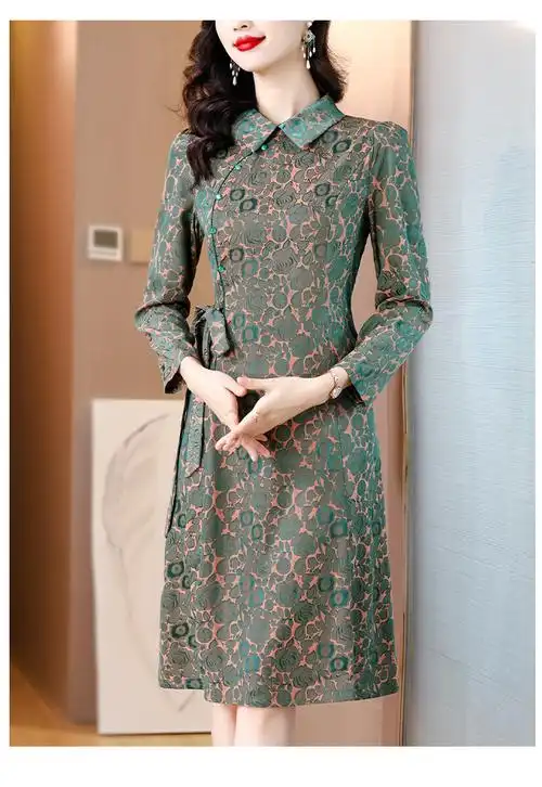 小个子妈妈春装气质连衣裙中年女高贵长裙中老年春秋新款洋气裙