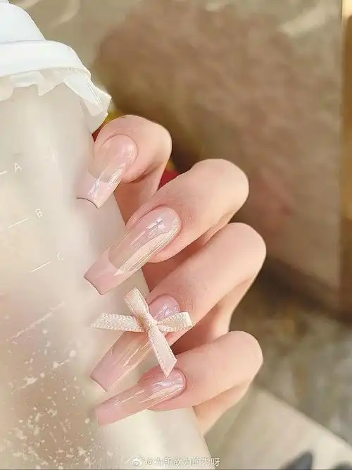 裸色系显手白美甲,百看不厌白搭不挑皮!谁做谁好看