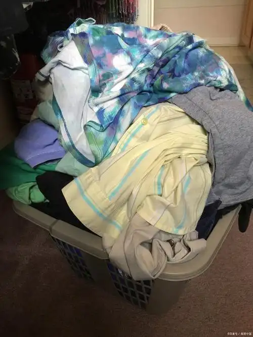 我家旧袜子从来不扔,剪一刀放家里,全家抢着用,做10个都不够