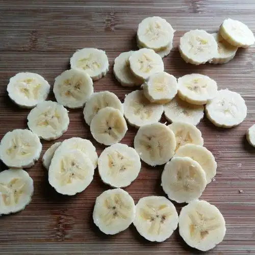 香蕉飞饼,外皮薄脆,香蕉绵软,香味浓郁