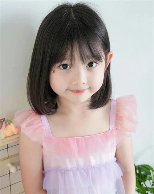 夏季小女孩发型 清新利落bobo头