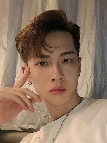 假发男短发时尚港式卷发侧背头帅气发型全真发隐形自然前额补发片