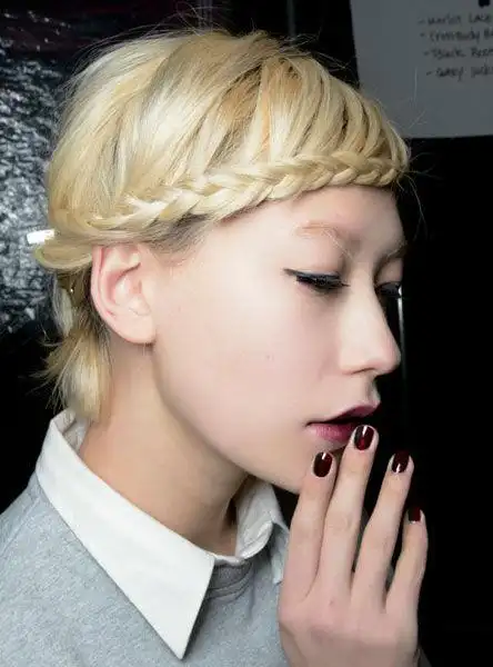 给短发一个编发的机会