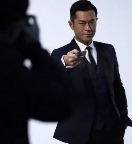 明星代言费首度公开王祖蓝收费远抛离古天乐不公平阿