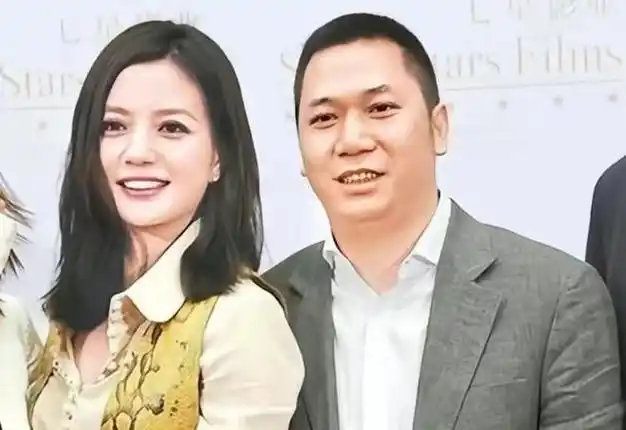 赵薇股权再遭冻结,原来她做的"丑事",远比你想象得更恶劣