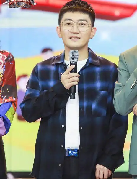 金志文39岁致青春新歌听见直抵人心曲风超有央视春晚范儿