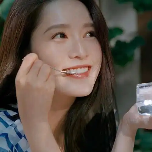 李沁 の 头像/图源见logo ​​​侵删