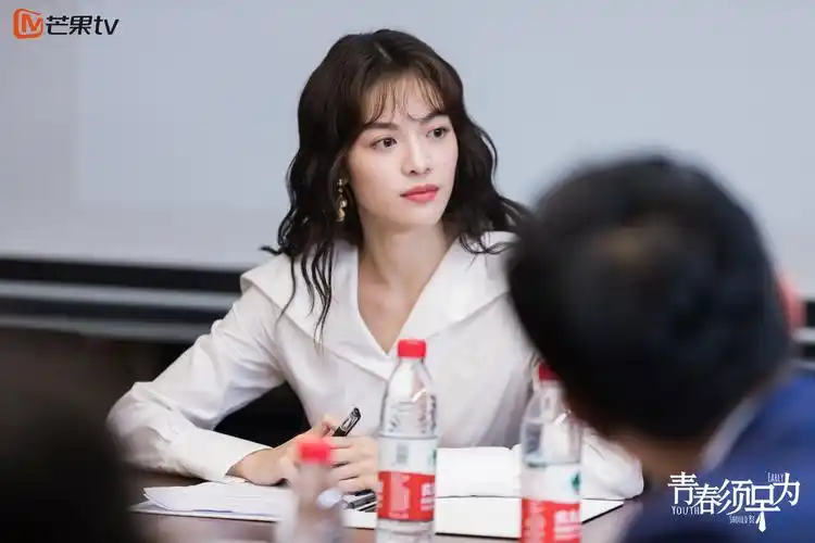 胡一天钟楚曦《青春须早为》本周大结局_电视剧_爱特豆