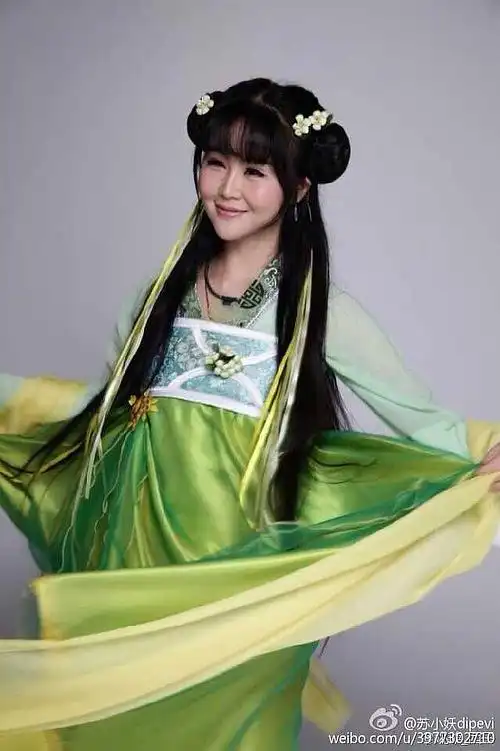 不知道是不是因为先入为主,我竟然觉得《花千骨》.