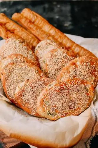 shanghai sesame pancakes (上海大饼)