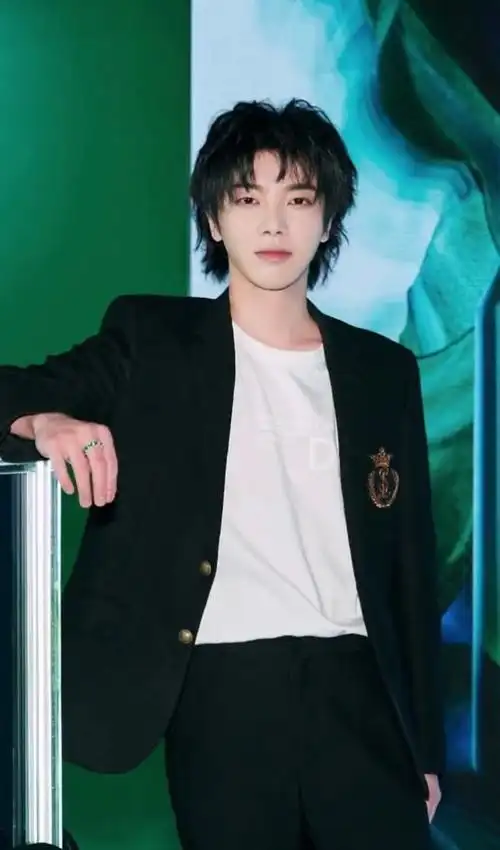 飒飒yyds#华晨宇 #满天星辰不及你