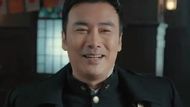 反差大!柳云龙谍战新剧《胜算》看口吃特工插科打诨间把活干了