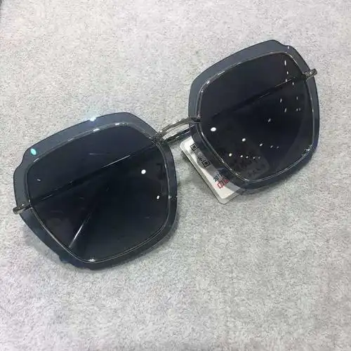 【长春】198元抢购新世纪眼镜店太阳眼镜买一送一活动 成人 儿童均可