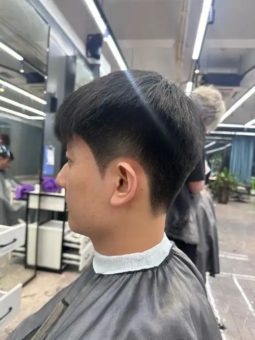 男士立体感鬓角