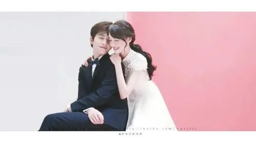 微微一笑很倾城# 杨洋 郑爽 婚纱照拍摄花絮修图(cr:闻汤识面泡 ))