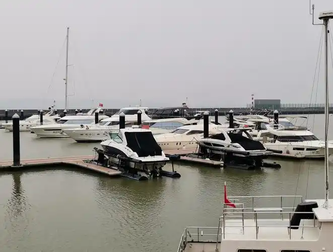 南沙游艇会悠闲时光