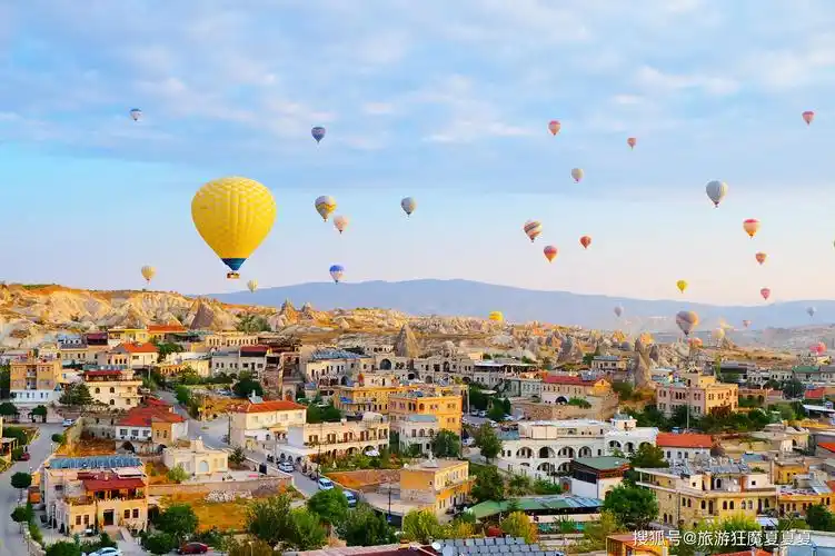 原创卡帕多奇亚坐热气球和太阳一起升起才知道土耳其到底有多浪漫