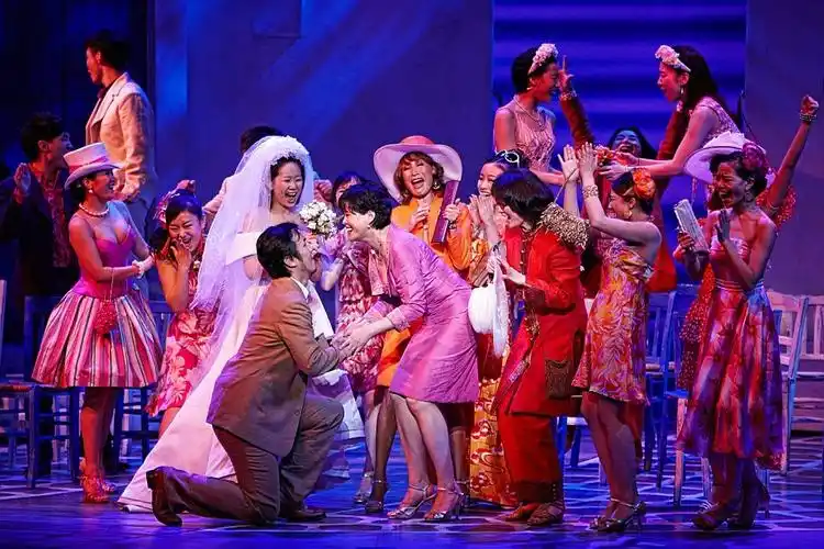 世界经典音乐剧《mamma mia! 妈妈咪呀!》中文版