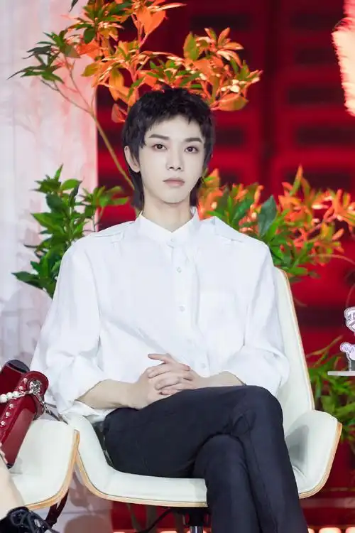 华晨宇萌探探探案2##萌探探探案