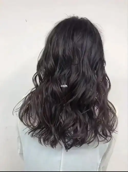 99长发女孩一定要烫一次慵懒法式卷发女感发型烫发慵懒浪漫大卷慵懒