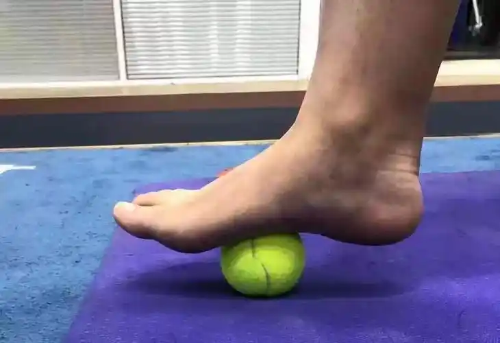 足底筋膜炎那个让你裹足不前的痛解决了么