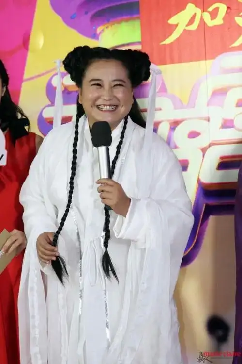 贾玲那些年趟过的枪这次一起补回来