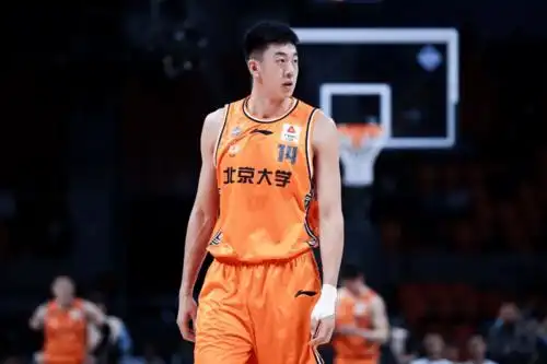 cba状元入选全明星,球队却27分惨败给对手_王少杰