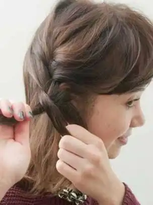 齐刘海发型扎法(长发有刘海的发型扎法)