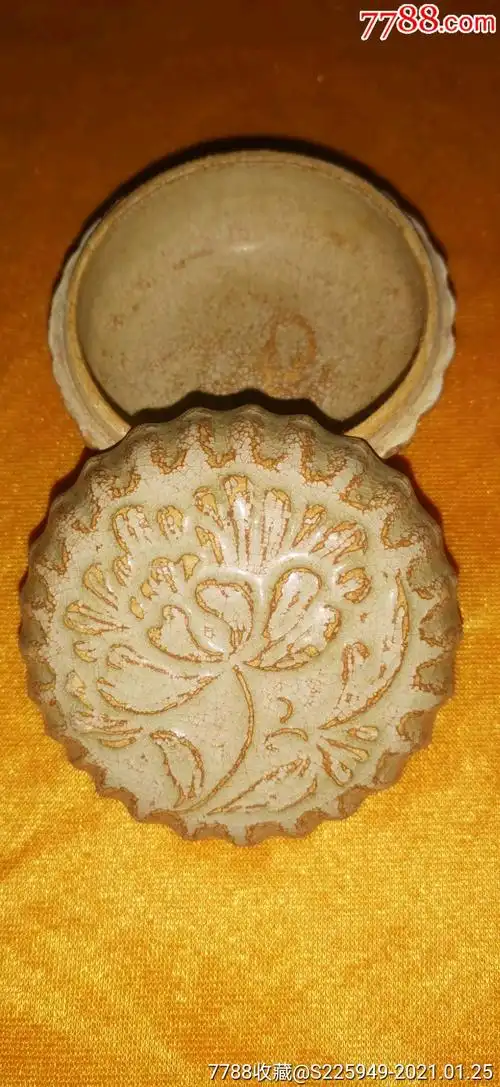 越窑开片粉盒_青瓷/秘色瓷_第3张_7788瓷器