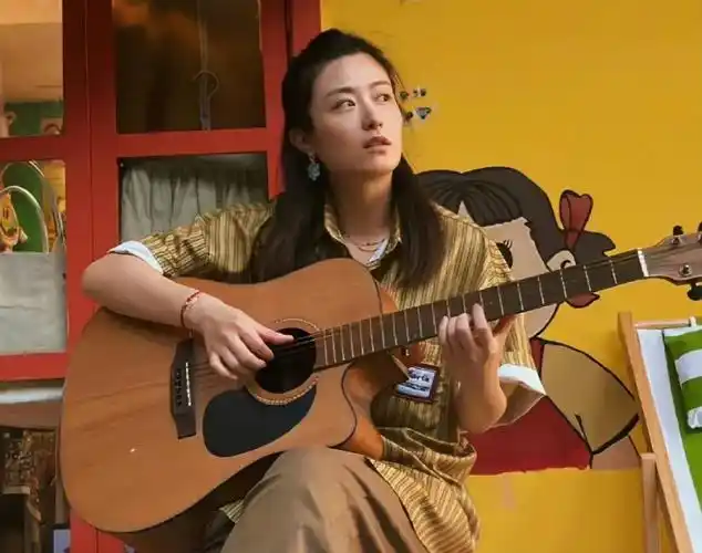 回顾徐百慧出道18年无绯闻40岁不结婚父亲是她单身的底气