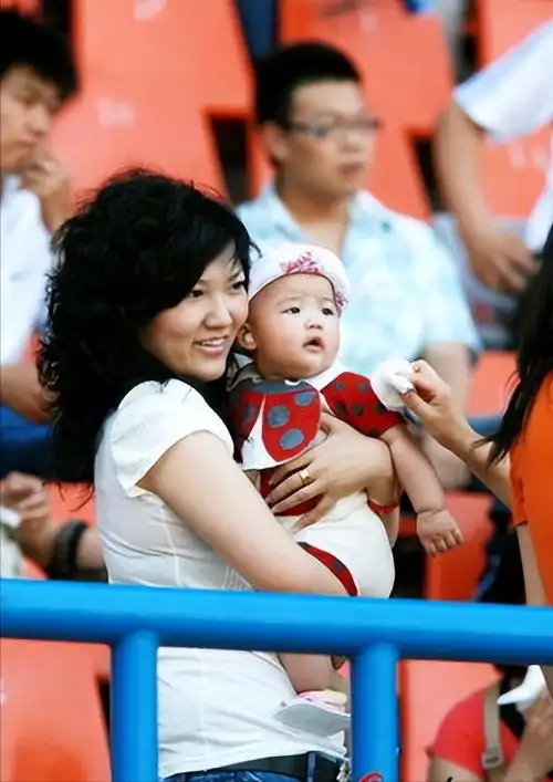 诈骗数十位明星6000万,国脚前妻王媞下场凄惨|肖钦|王圣|杨威|邹凯