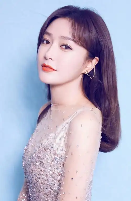 影视明星秦岚写真合集:优雅唯美,时尚女神!