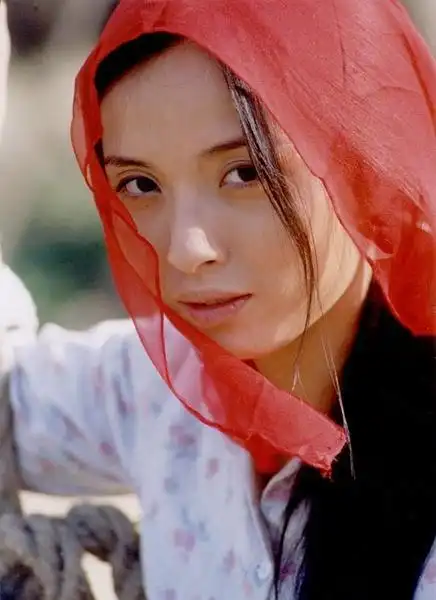 p>李佳,女,中国内地演员,1977年10月9日出生于 a target="_blank"