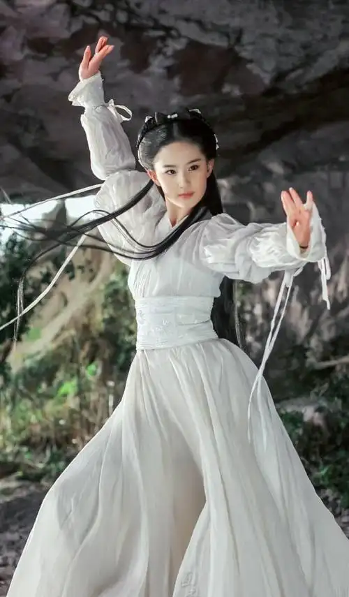 原创演过小龙女的都是冻龄女神李若彤经典刘亦菲仙气陈妍希温柔