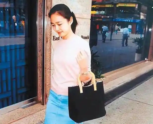 "豪门千金"朱丽倩:携亿万身家嫁给刘德华