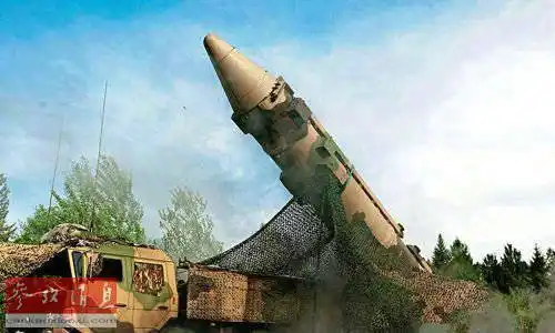 资料图:"东风"-21c中程弹道导弹.