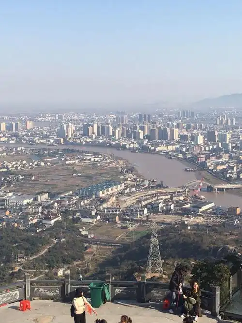 温州中国农民第一城龙港市正式成立