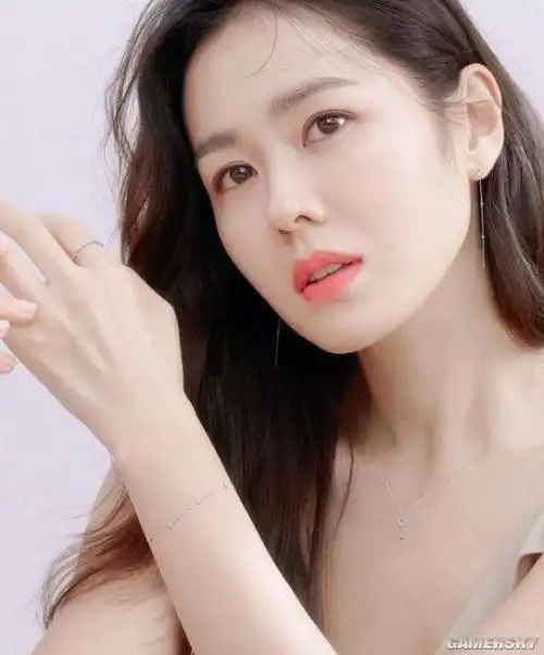 2020全球百大美女榜出炉:神仙姐姐刘亦菲排77名