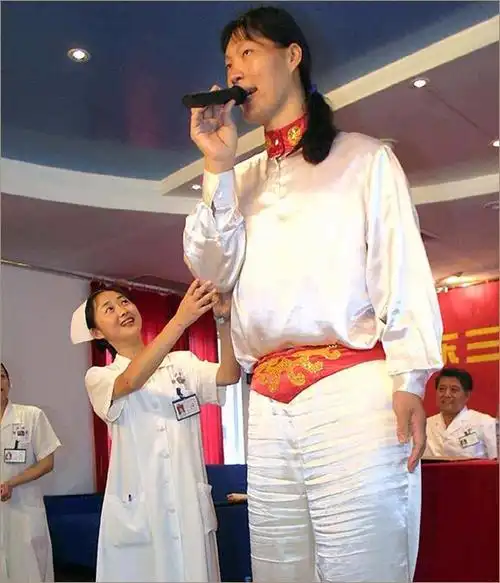 姚德芬|舒茶镇|巨人症_新浪新闻