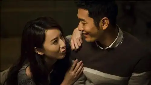 4月16日接受媒体联访,他执导过多部电影,其中周迅,黄晓明,隋棠演出的