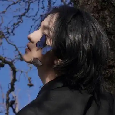 女头ins小众冷淡风高清真人图片_女生头像_美头网