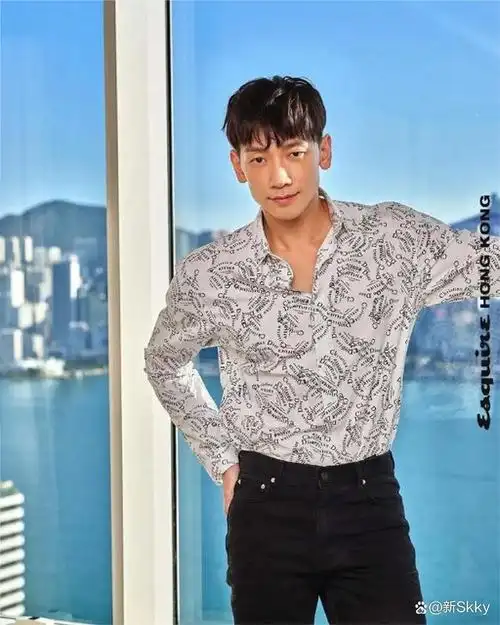 自律到变态的rain41岁成这样了