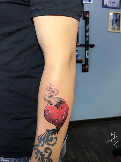 心碎_纹身图案手稿图片_黄茂生的纹身作品集